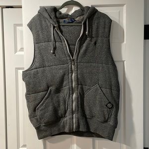 Men’s Ralph Lauren sweater vest never worn!!!!